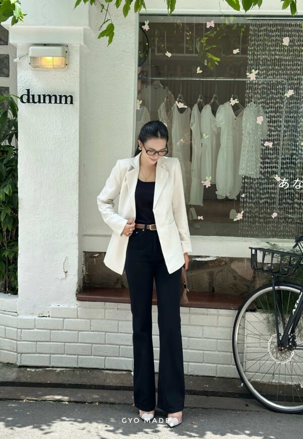 Quần Jean Nữ Đen Đứng Form Tôn Dáng