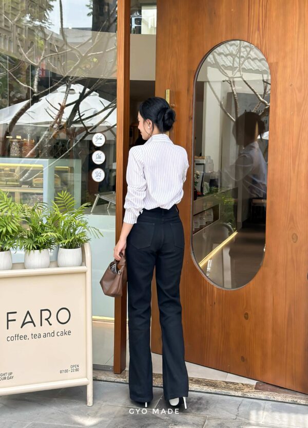 Quần Jean Nữ Đen Đứng Form Tôn Dáng