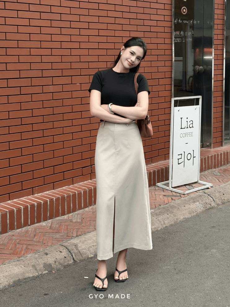 Chân váy xẻ giữa GV047